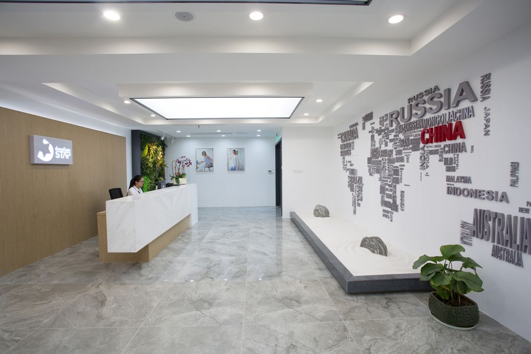 Office 2 .jpg
